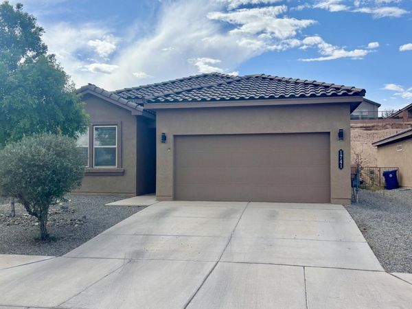 1741 NICHO Court NW, Los Lunas, NM 87031