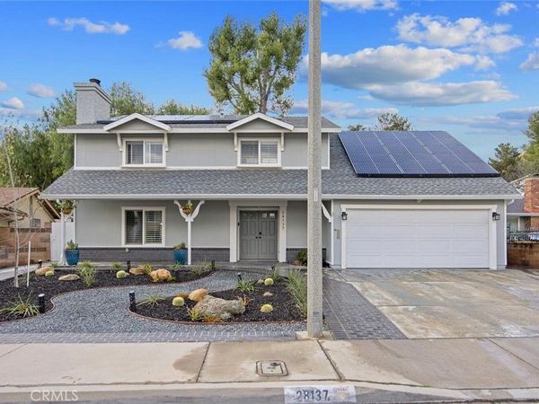 28137 Oaklar Drive, Saugus, CA 91350