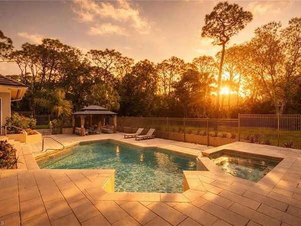 6656 Trail BLVD , NAPLES, FL 34108