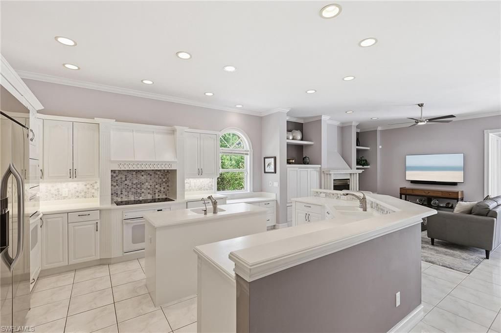 6656 Trail Blvd, Naples, FL 34108 Photo