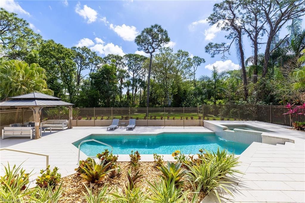 6656 Trail Blvd, Naples, FL 34108 Photo