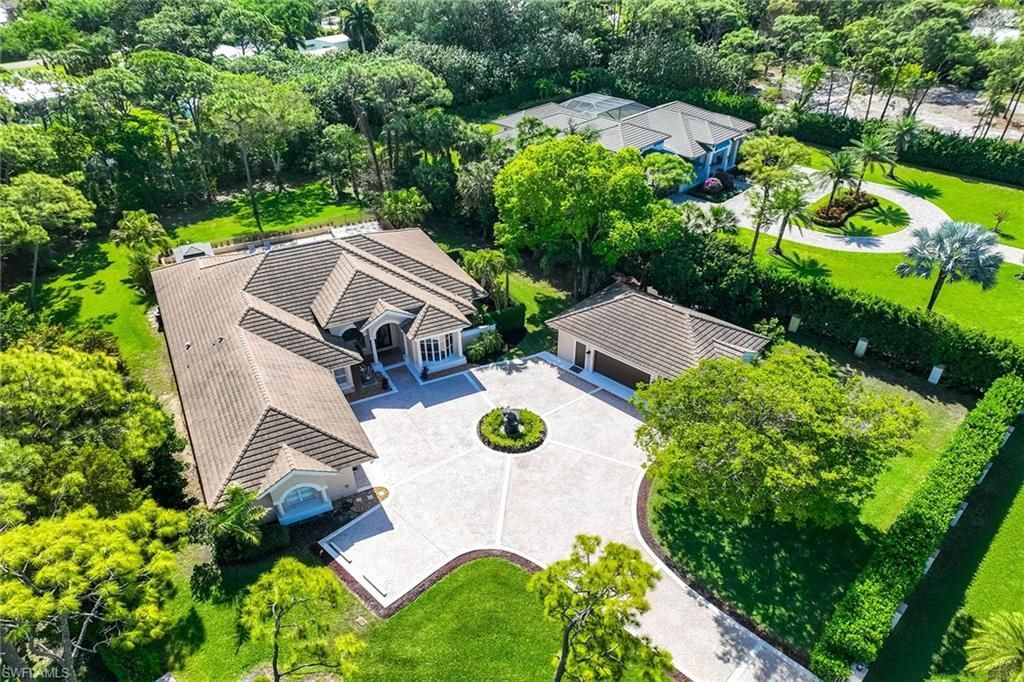 6656 Trail Blvd, Naples, FL 34108 Photo