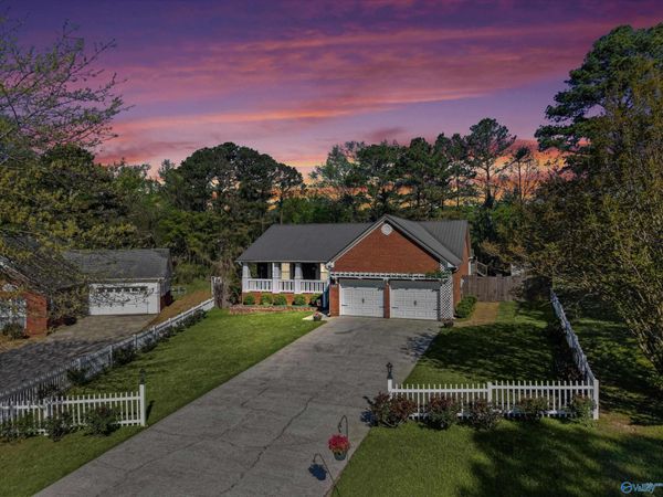 119 Justin Lane, Union Grove, AL 35175