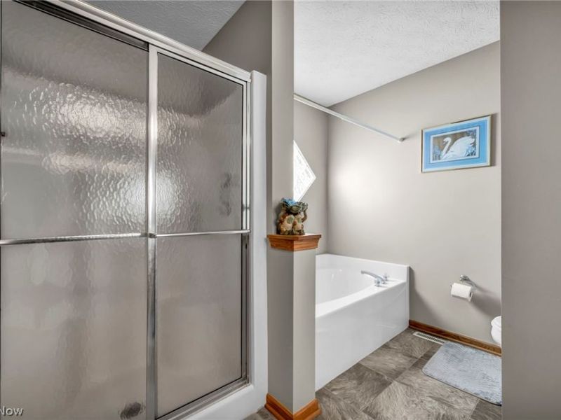 12804 Heritage Trail , North Royalton, OH 44133 Photo 9