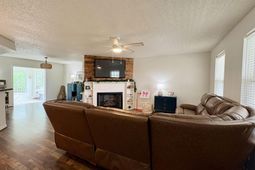 201 Cedar Branch Court photo 4