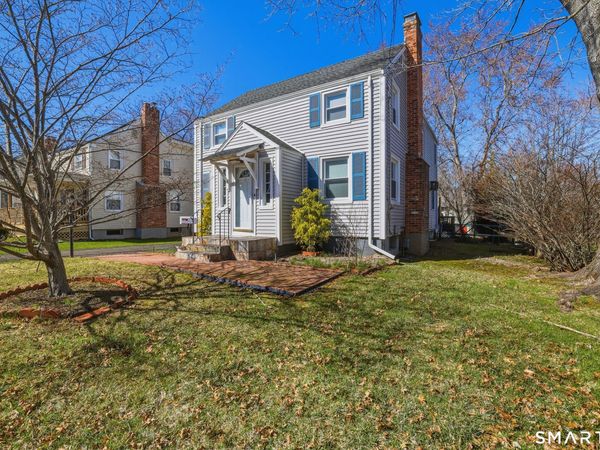 26 Saint Augustine , Unit Room 1, West Hartford, CT 06110