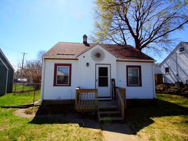 1307 W 36th Street, Davenport, IA 52806