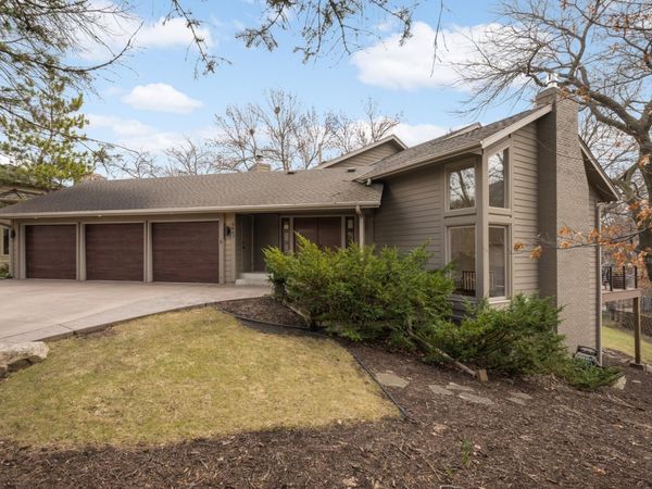 5847 Long Brake Trail, Edina, MN 55439