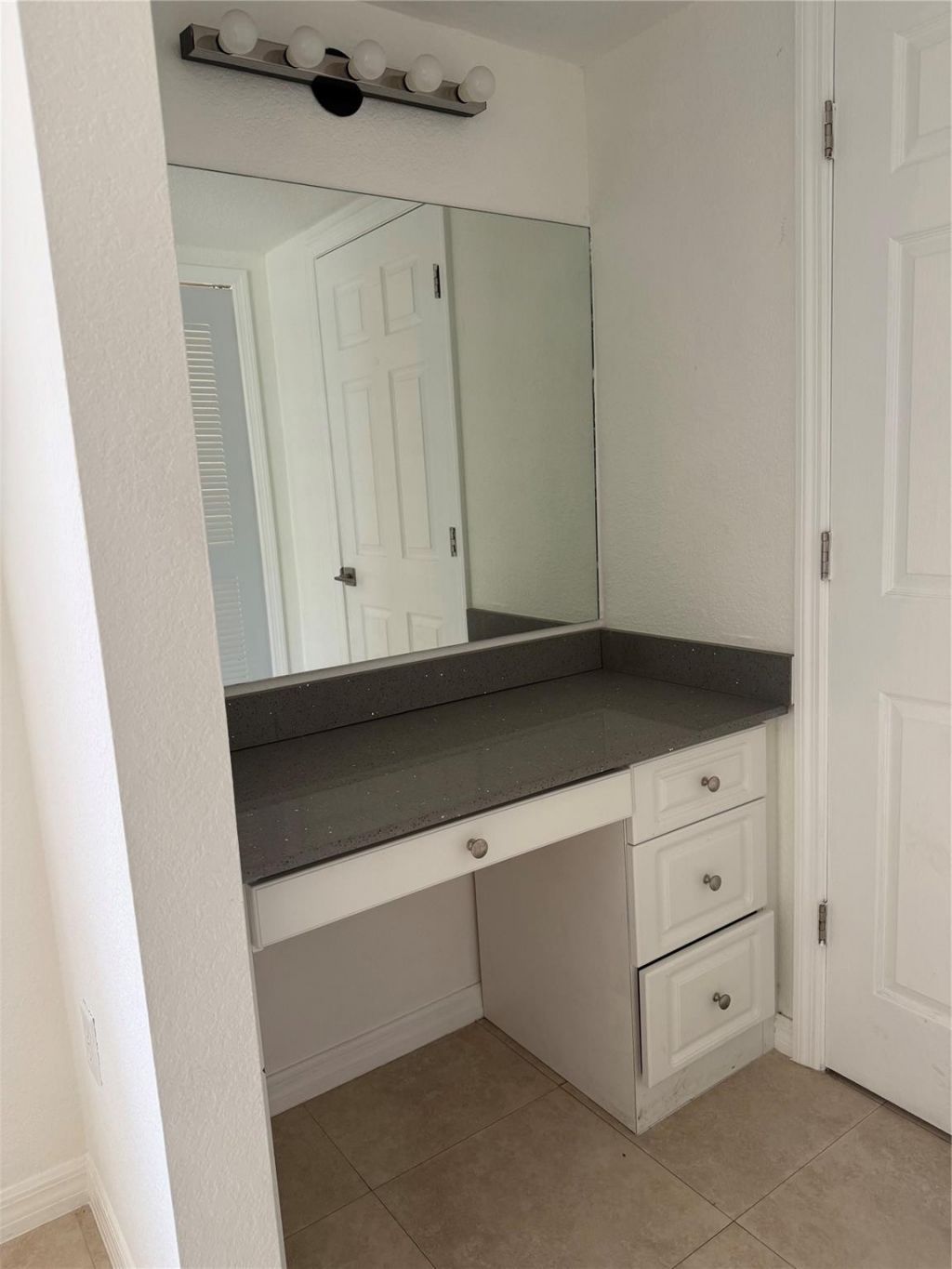 9300 Fontainebleau Boulevard, Unit E101, Miami, FL 33172 Photo