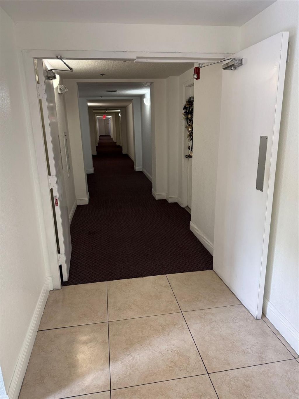 9300 Fontainebleau Boulevard, Unit E101, Miami, FL 33172 Photo