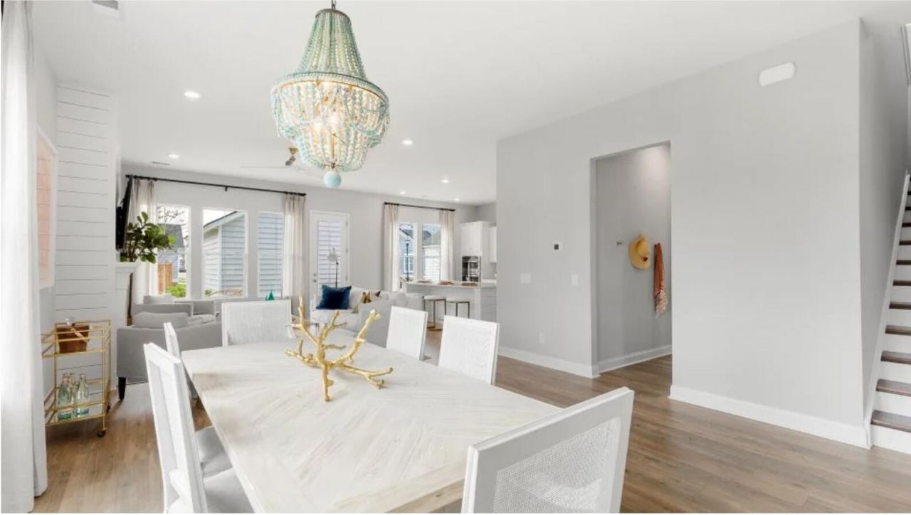 125 Sea Oats Street Photo 3