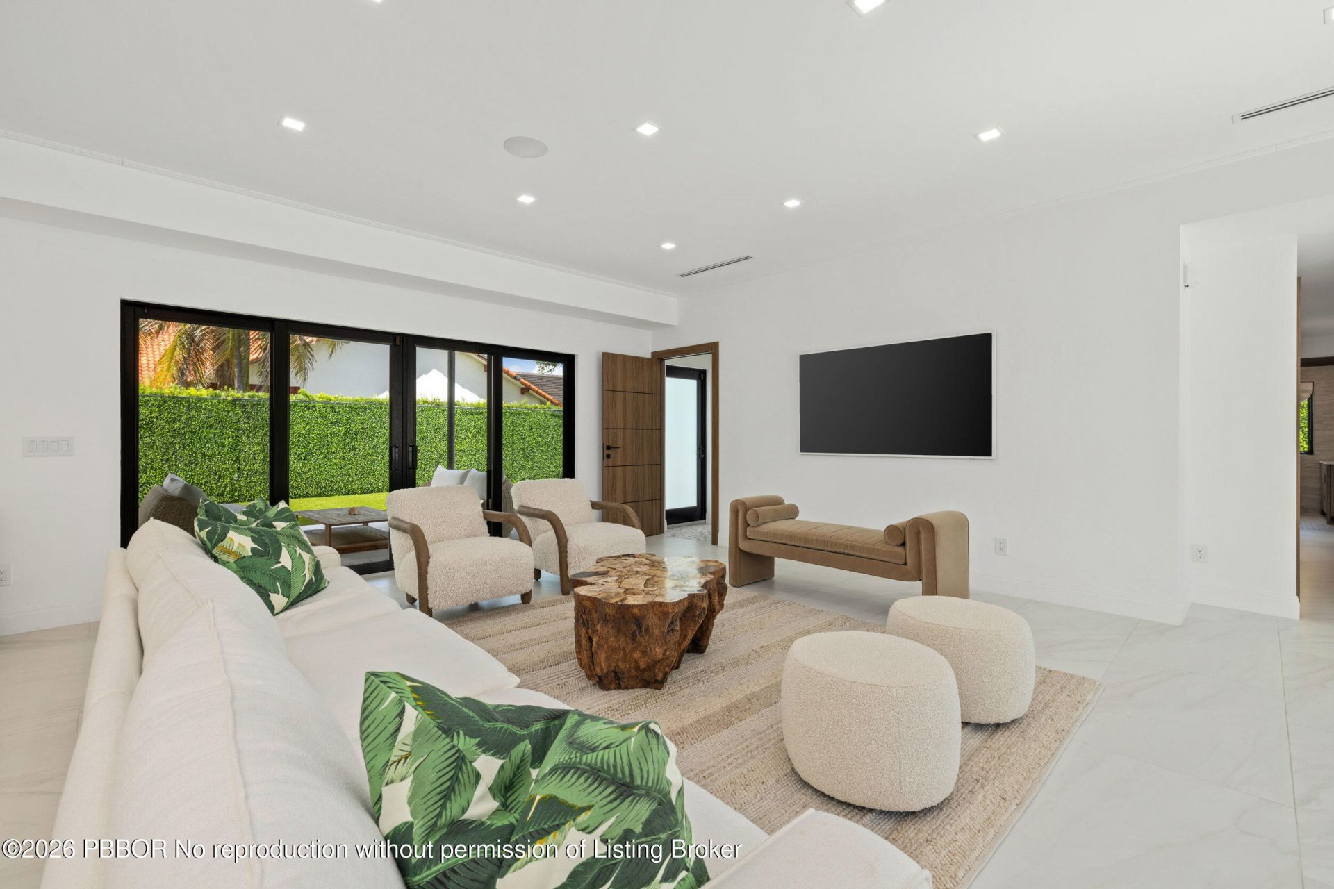 1099 S Atlantic Drive, Lantana, FL 33462 Photo