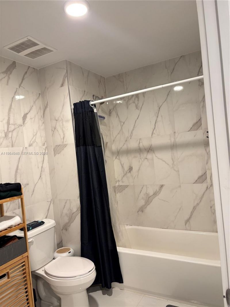10950 NW 82nd St, Unit 319, Doral, FL 33178 Photo
