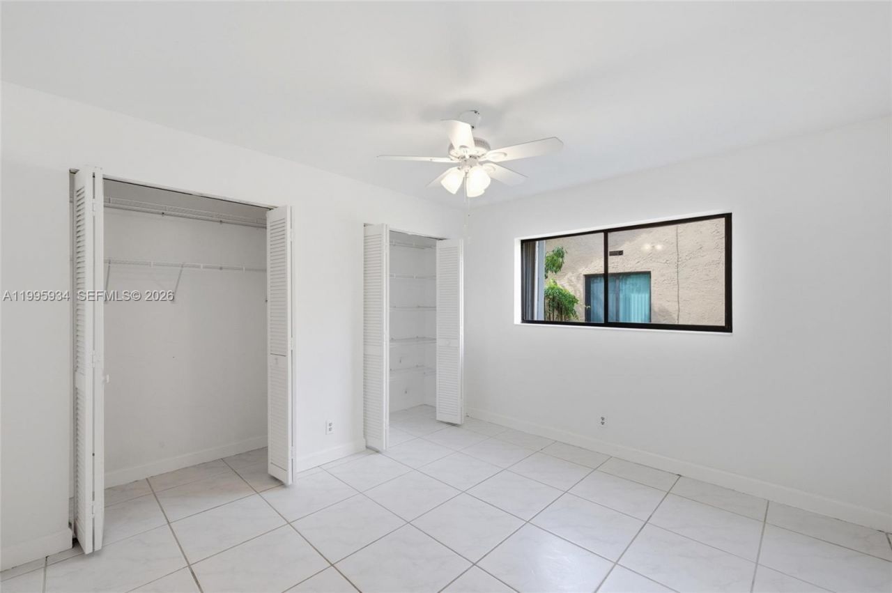 676 NW 107th Ln, Coral Springs, FL 33071 Photo