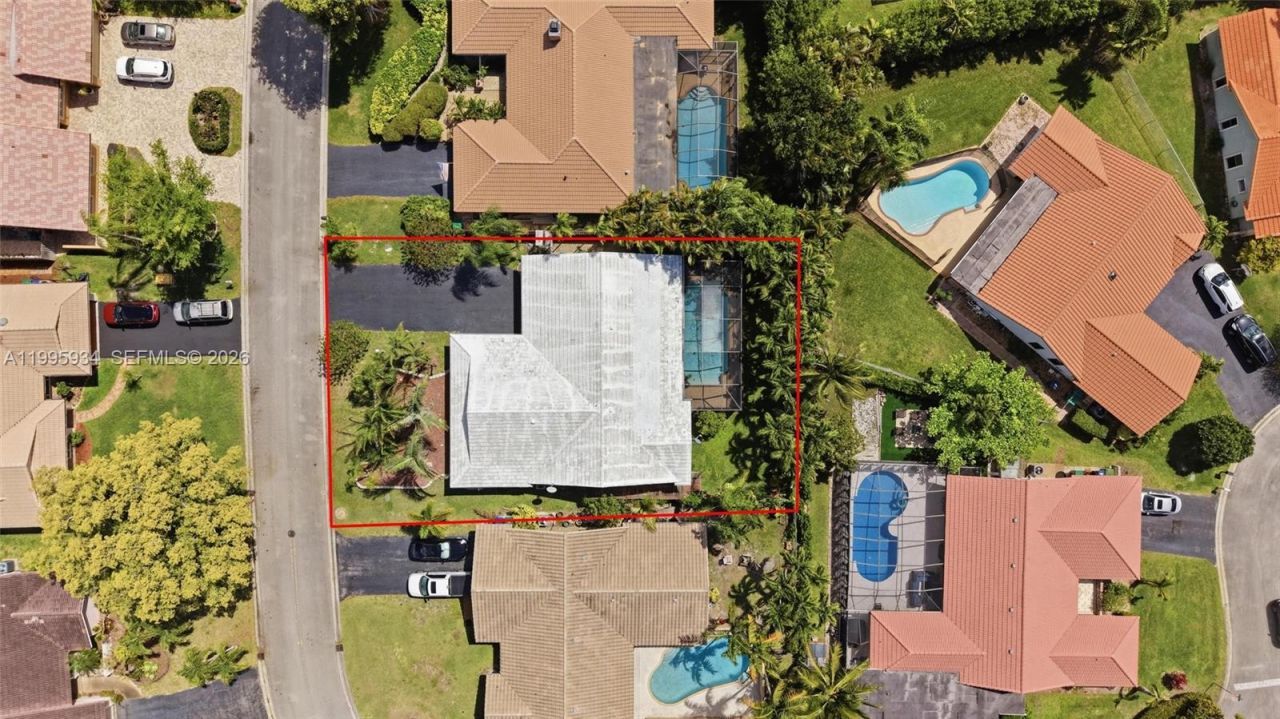 676 NW 107th Ln, Coral Springs, FL 33071 Photo