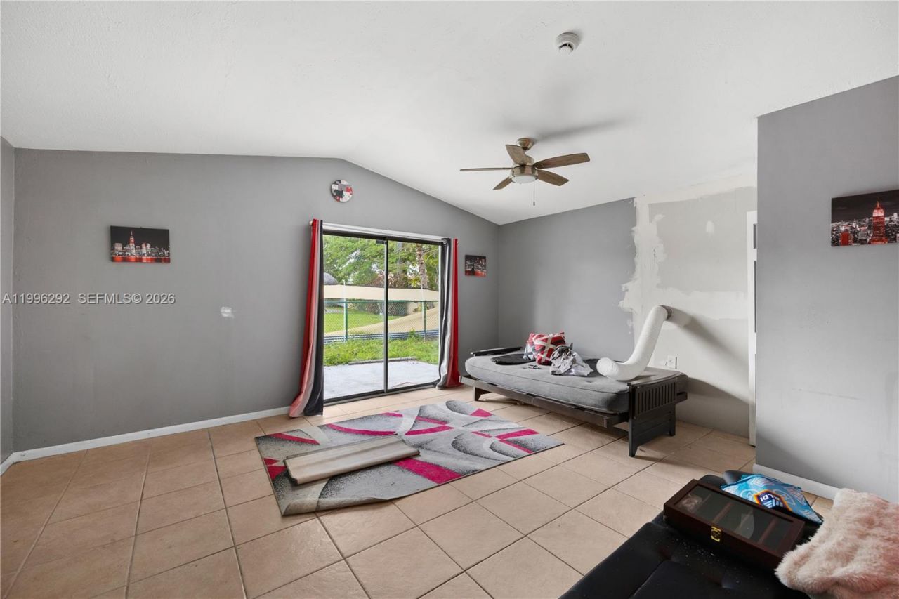 417 SW 1st Ave , Boynton Beach, FL 33435 Photo