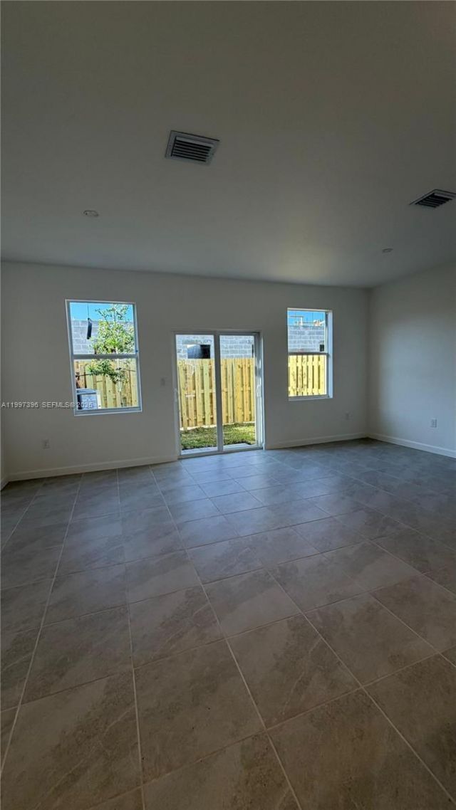 1087 SE 2nd Ter, Unit 1087, Florida City, FL 33034 Photo