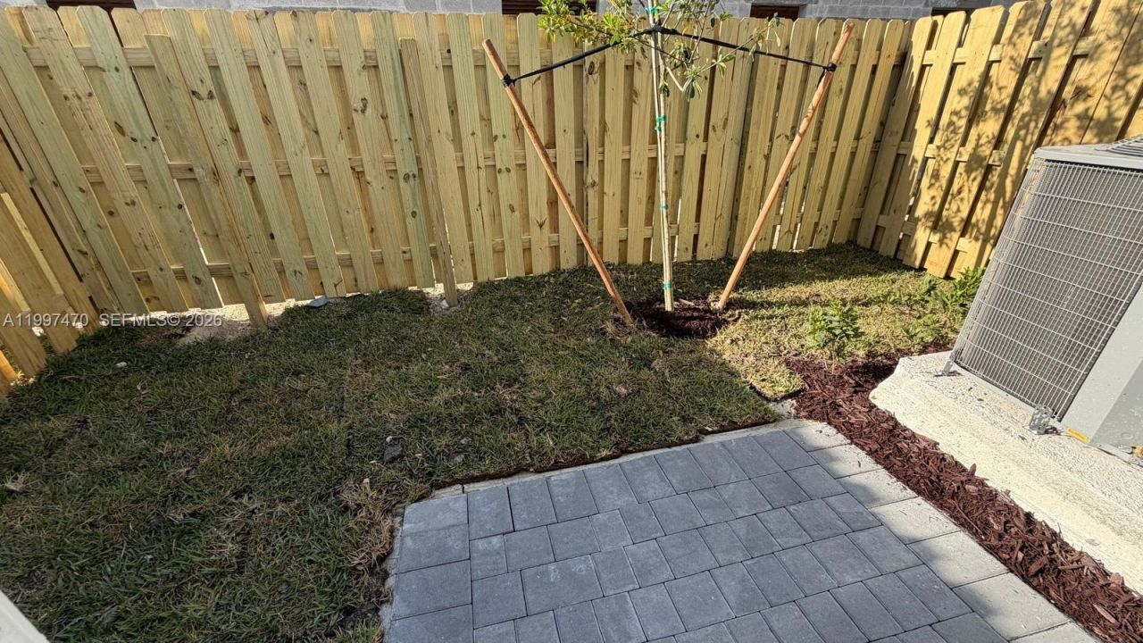 1077 SE 2nd Ter, Unit 1077, Florida City, FL 33034 Photo