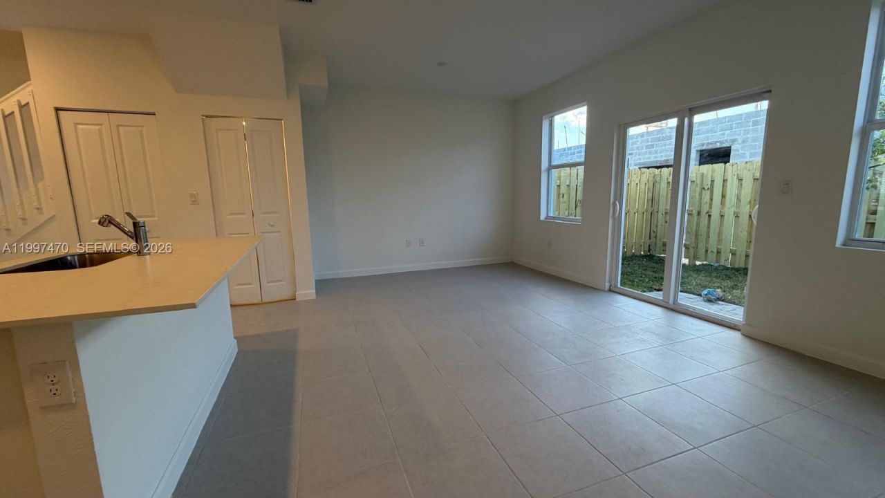 1077 SE 2nd Ter, Unit 1077, Florida City, FL 33034 Photo