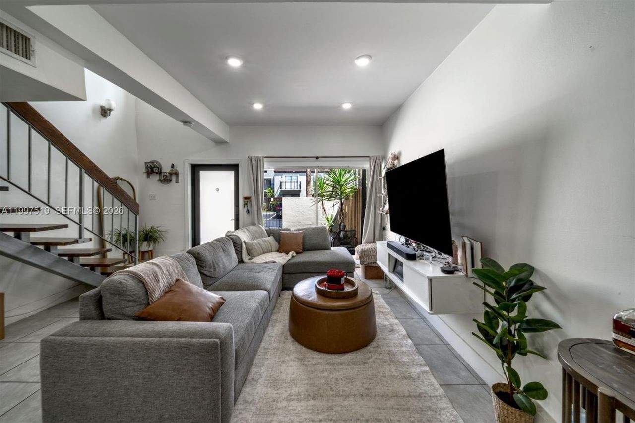 10415 SW 154th Ct, Unit 2, Miami, FL 33196 Photo