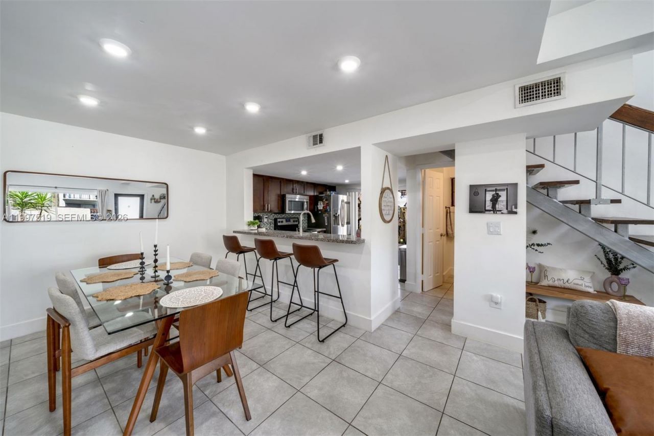 10415 SW 154th Ct, Unit 2, Miami, FL 33196 Photo