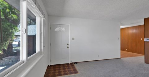 119 Devere Way, Sparks, NV 89431 Photo