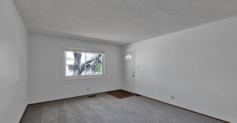 119 Devere Way, Sparks, NV 89431 Photo