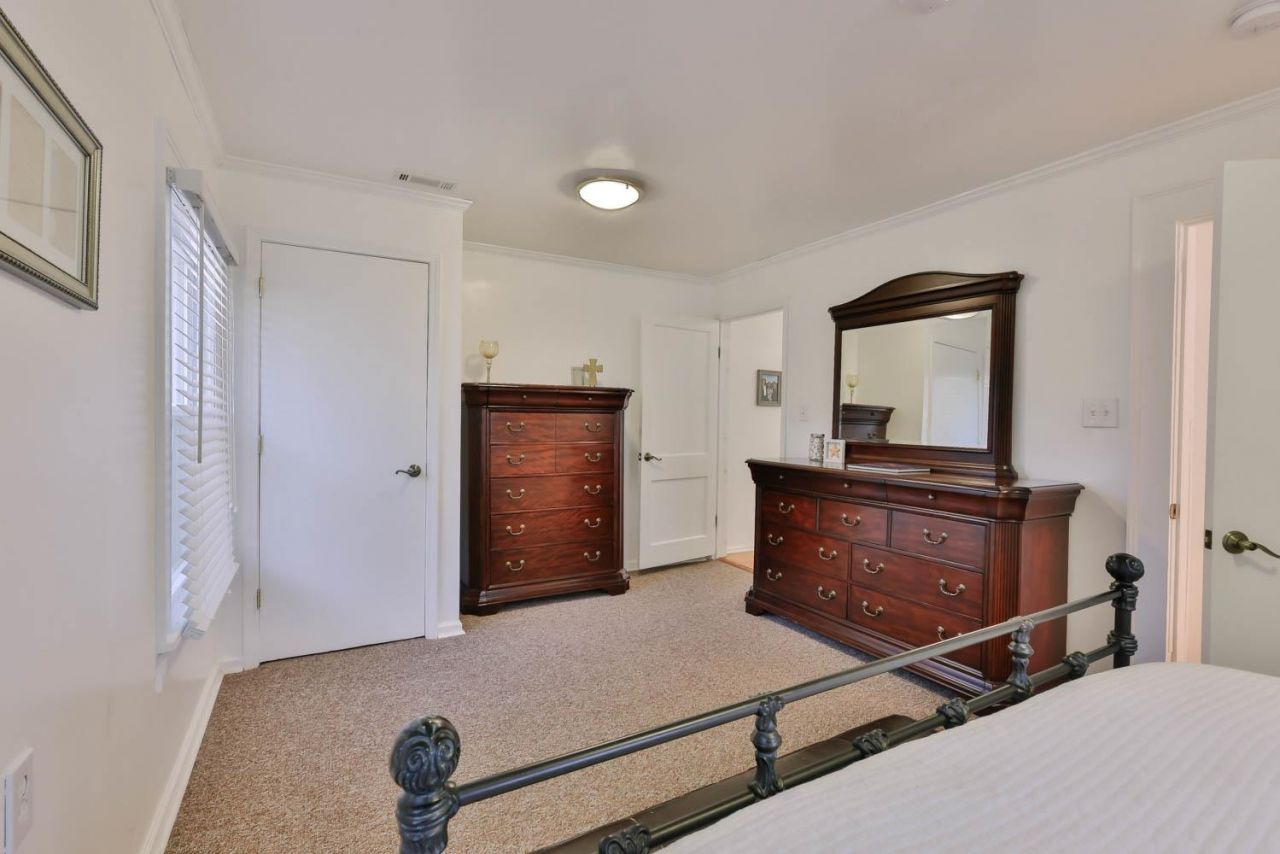 5516 Springs Ave. Photo 23