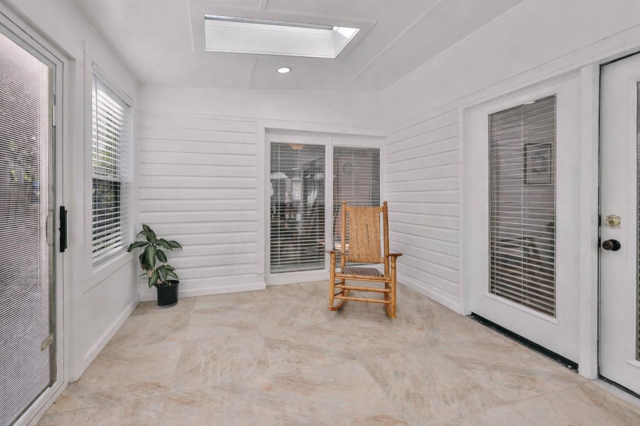 5516 Springs Ave. Photo 28