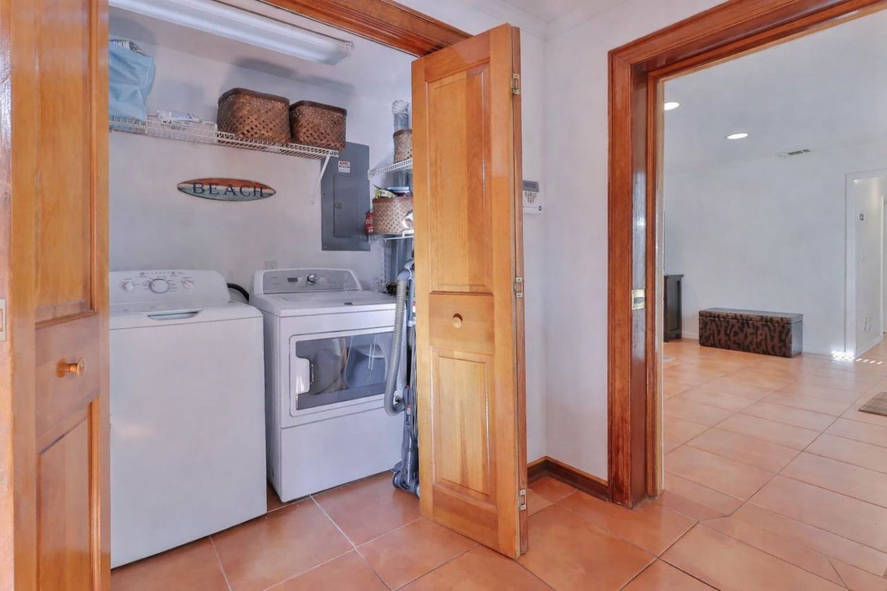 5516 Springs Ave. Photo 31