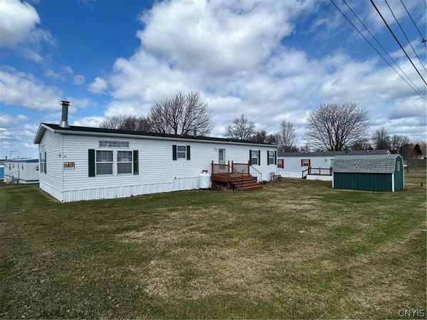 32877 State Route 12E, Cape Vincent, NY 13618