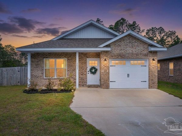 3003 N 33rd Ave, Milton, FL 32583