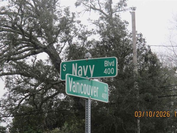 429 S Navy Blvd, Pensacola, FL 32507