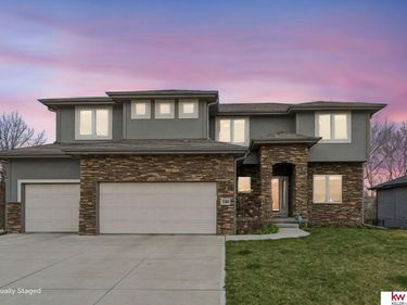 7302 N 154th Avenue, Bennington, NE 68007