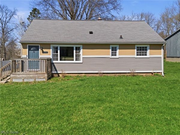 1517 Gottschall Road , Stow, OH 44224