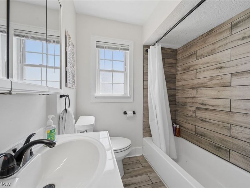 1517 Gottschall Road, Stow, OH 44224 Photo 36