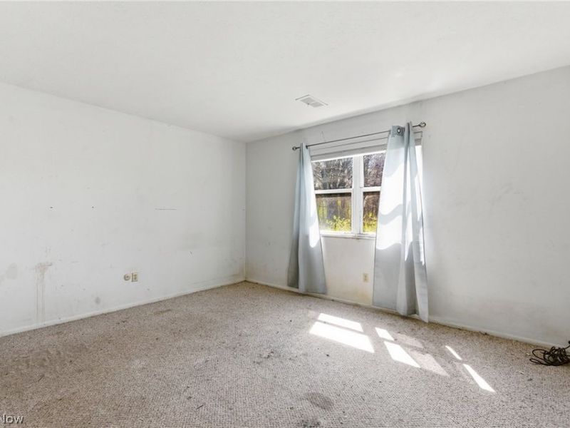 9966 Magnolia Drive , Olmsted Falls, OH 44138 Photo 12