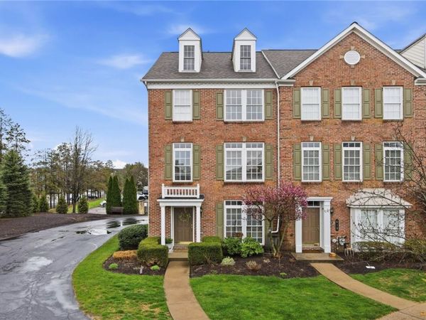 620 Arbor Ct, Pittsburgh, PA 15238