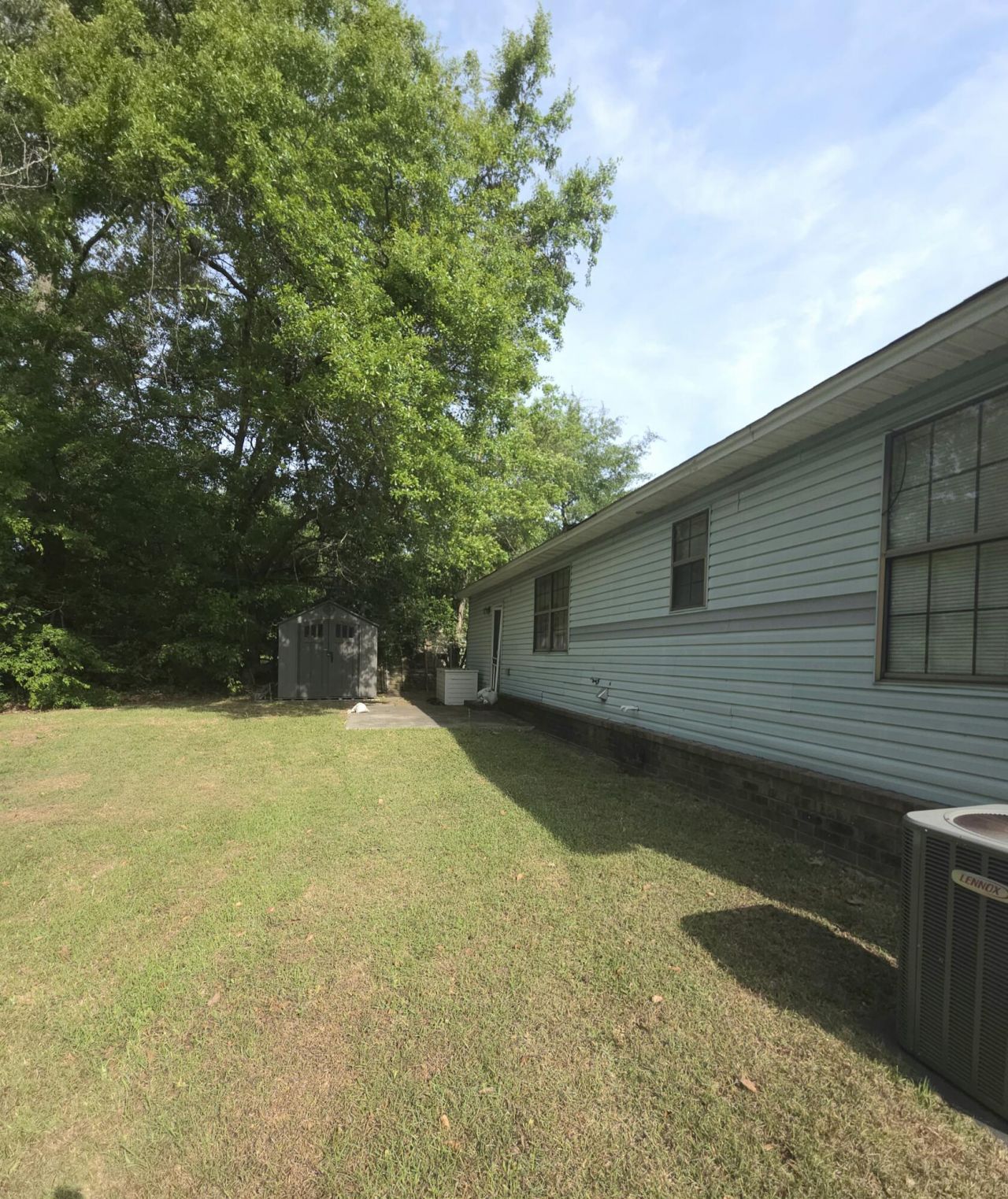 5807 Robinhood Drive Photo 2