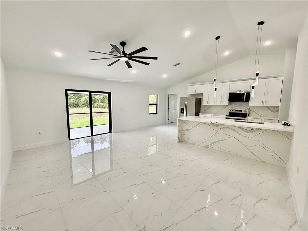 3305 39th St W, Lehigh Acres, FL 33971 Photo