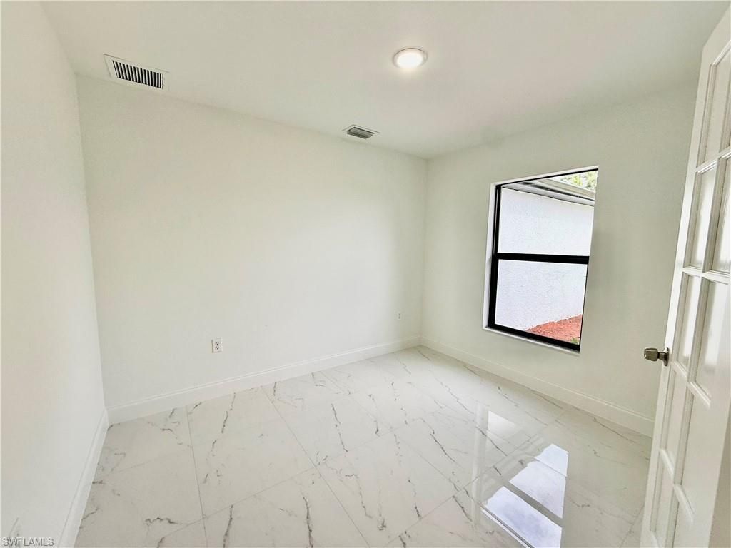 3305 39th St W, Lehigh Acres, FL 33971 Photo