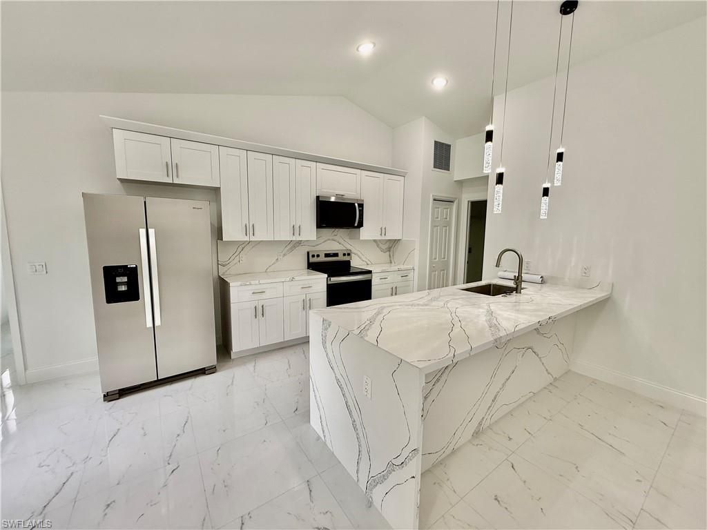 3305 39th St W, Lehigh Acres, FL 33971 Photo