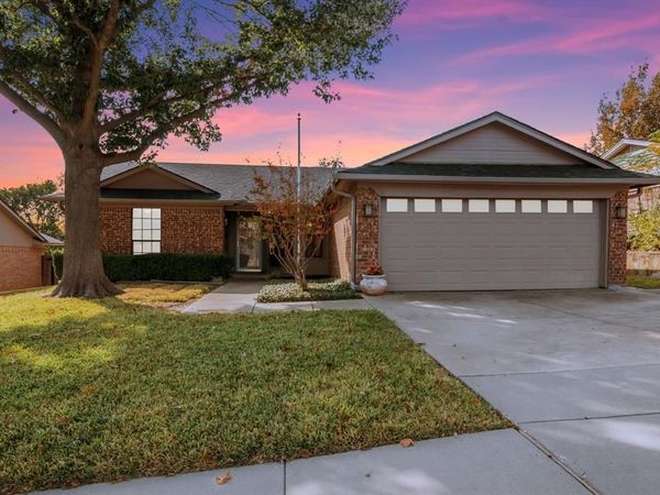 6516 N Park Drive, Watauga, TX 76148