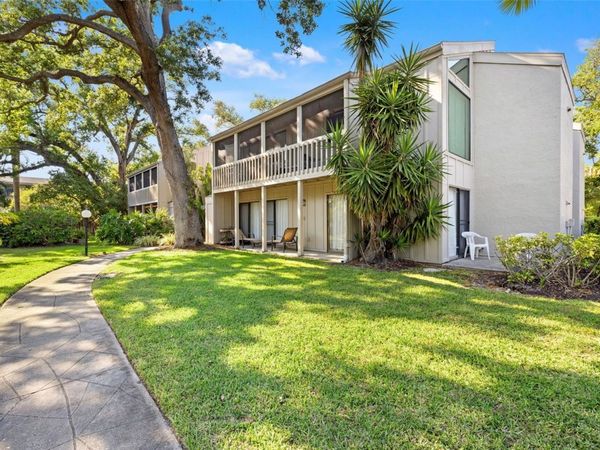 2200 BAHIA VISTA STREET , Unit B8, SARASOTA, FL 34239