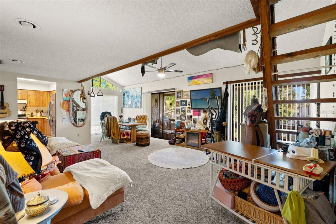 2200 Bahia Vista Street, Unit B8, Sarasota, FL 34239 Photo