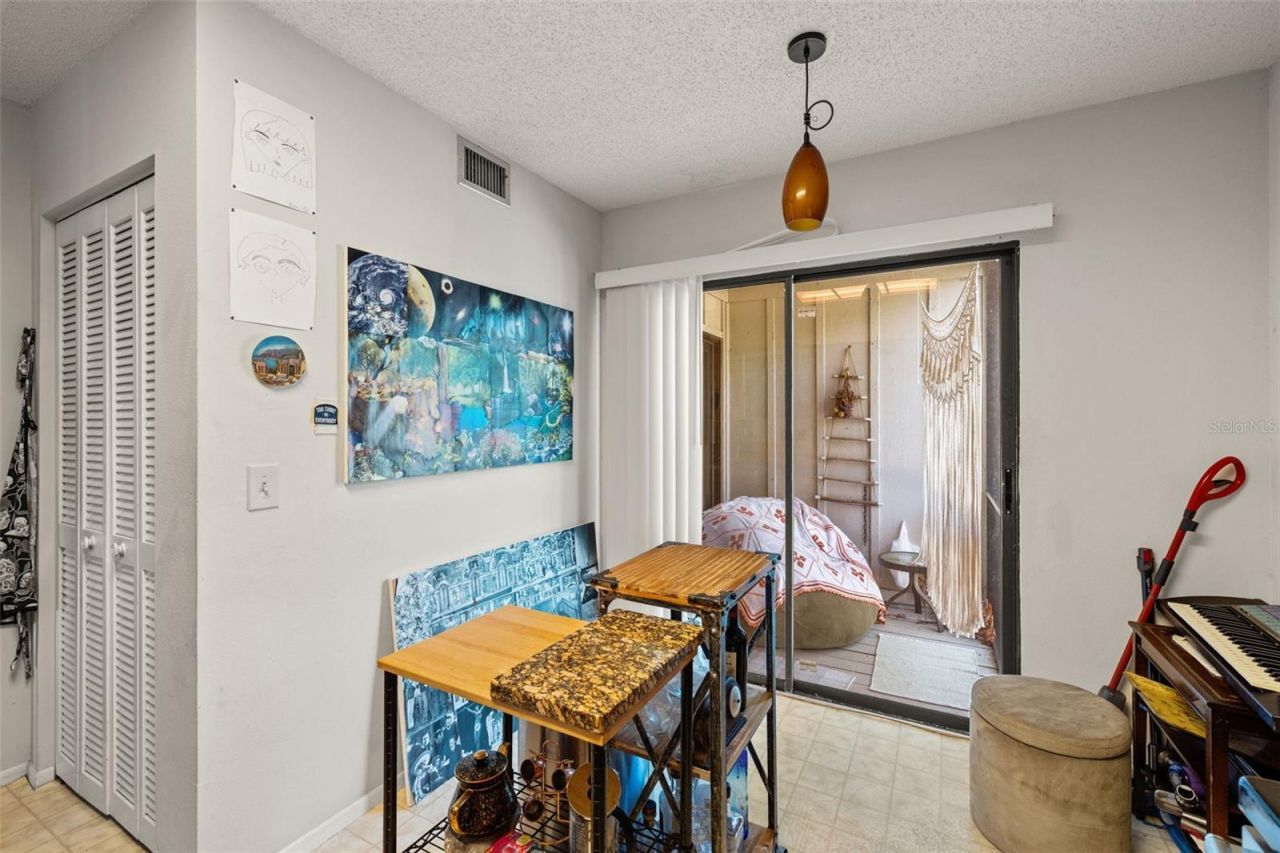 2200 Bahia Vista Street, Unit B8, Sarasota, FL 34239 Photo