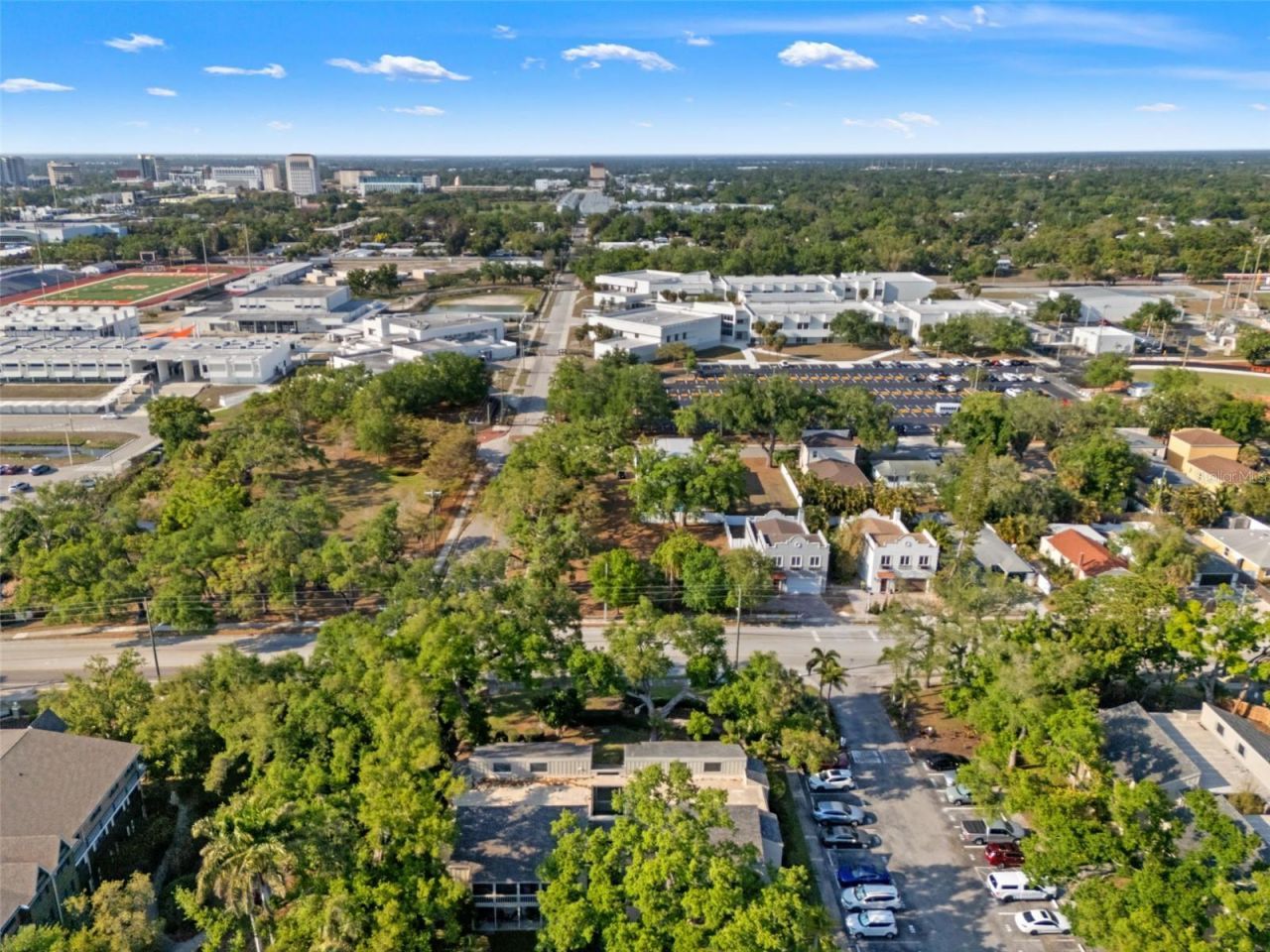 2200 Bahia Vista Street, Unit B8, Sarasota, FL 34239 Photo