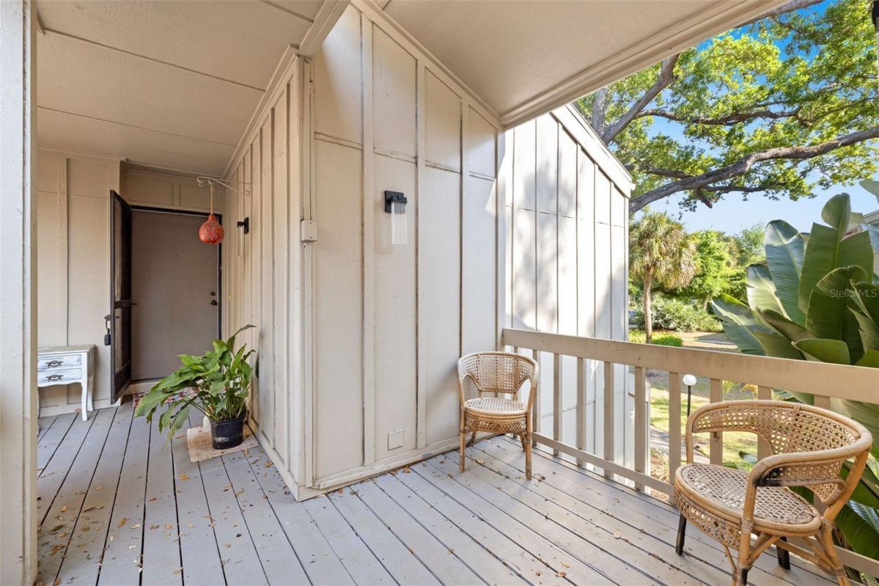 2200 Bahia Vista Street, Unit B8, Sarasota, FL 34239 Photo