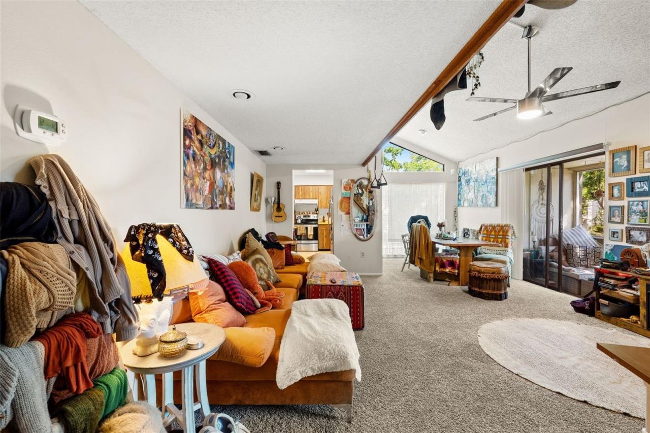 2200 Bahia Vista Street, Unit B8, Sarasota, FL 34239 Photo