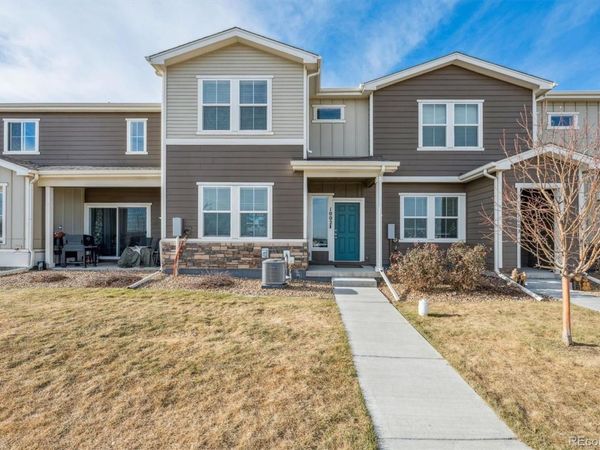10581 Paris Street , Unit 1002, Commerce City, CO 80640
